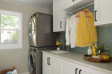 Inspiration for a transitional laundry room remodel in Los Angeles