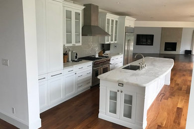 Kitchen - kitchen idea in San Francisco