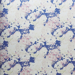 WILWORTH &ndash; PEACH, PINK, PURPLE SMALL HYDRANGEA ON SILVER Pattern Number: 2016-10 - Wallpaper