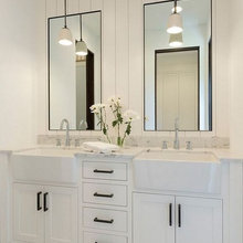 Bathroom Upstairs