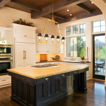 Modern Tuscan Residence