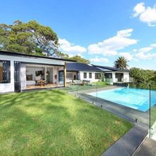 Backyard / Pool