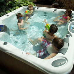 Douglas Drive Installation - Hot Tubs