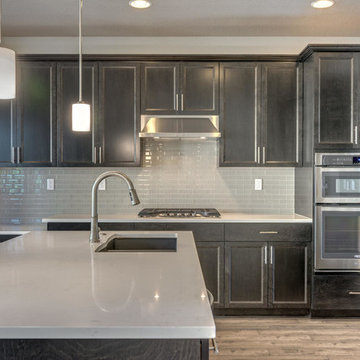 Riverside Homes 2440 Plan