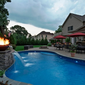 Custom swimming pool with water feature