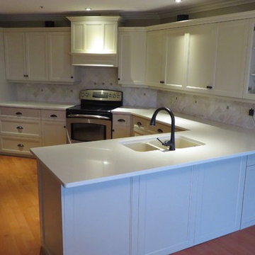 Beveled Shaker Kitchen Sherwood Forest
