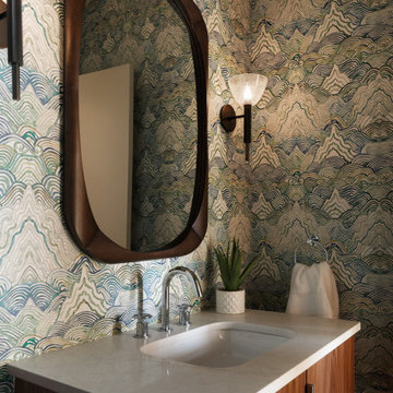 A Wayland Mid-century refuge