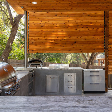 Outdoor Kitchen