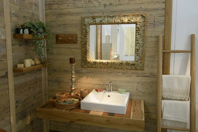 Immagine di una stanza da bagno stile rurale