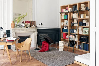 Design ideas for a modern home office in Paris.