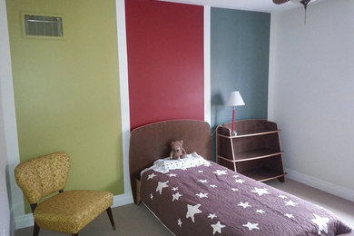 Inspiration for a contemporary bedroom remodel in Toronto