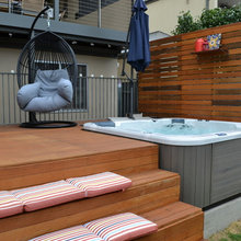 Deck/Hot tub