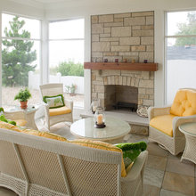 thee season room