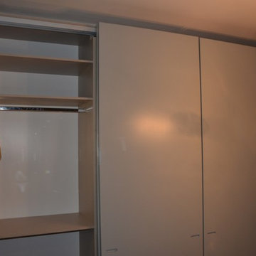 Modern spray painted MDF fitted wardrobe