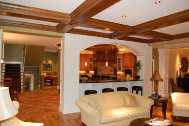 Arts and crafts kitchen photo in Cincinnati