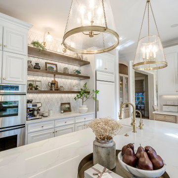 Los Gatos Refined Kitchen • Atelier Noël