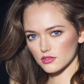 Ariana Randolph's photo