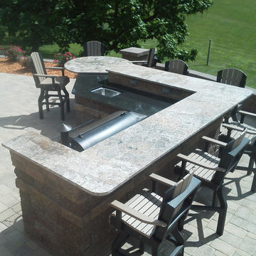 Multi-Level Patio w/ Fire Pit & Bar - Norfolk, NE