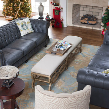 Contemporary Living Room - Bowling Green