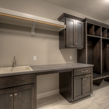 Custom Brookfield Ranch - 4 bdrm.