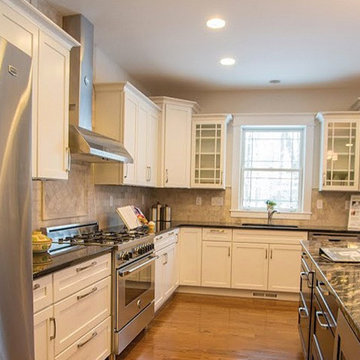 Degraff-Bloom Custom Builders Inc