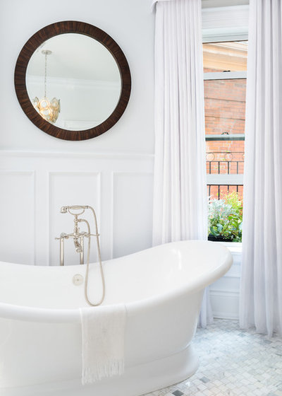 Eclectic Bathroom by Toronto Interior Design Group | Yanic Simard