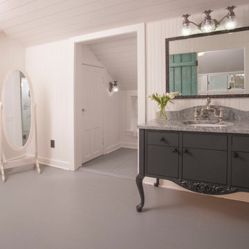 Steilacoom Charmer