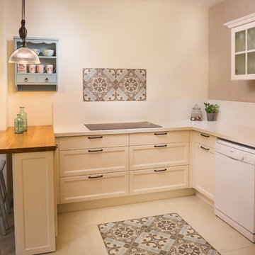 Shabby chic polymer kitchen cabinet