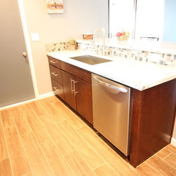Contemporary Espresso - Kitchen Countertops