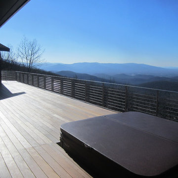 Custom Deck with Jacuzzi