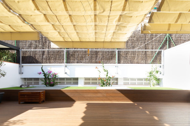 Contemporáneo Terraza y balcón by GokoStudio