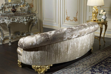 Example of a french country home design design in Los Angeles