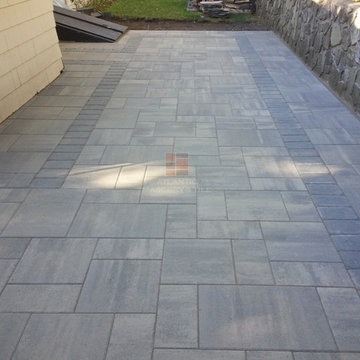 Belgard Lafitt Grana with London Cobble Inset Border