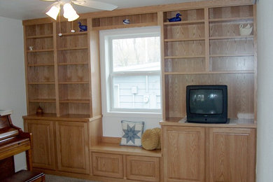 Bookshelf/entertainment Center