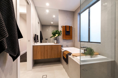 Contemporary bathroom in Adelaide.