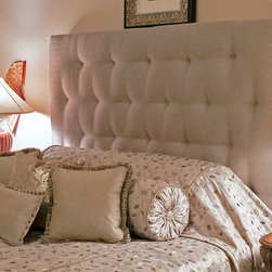 Master Bedroom Custom Bedding - Bed Pillows