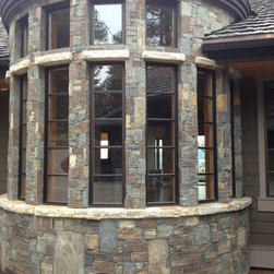 Glacier Green Ledge Stone - Siding And Stone Veneer