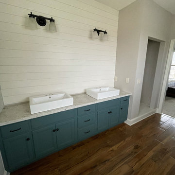 Stephanie's bathroom