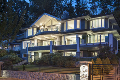 Exterior home photo in Vancouver