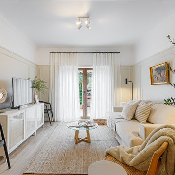 Project 2022 - Classic Small Living Room