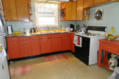50's kitchen gets an updated look