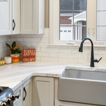 Transitional Kitchen in Aurora