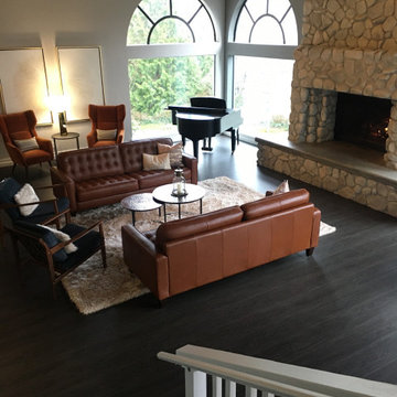 Dania furniture & decor in leasing office