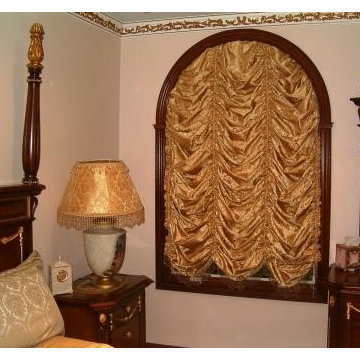 Arch Austrian Shades