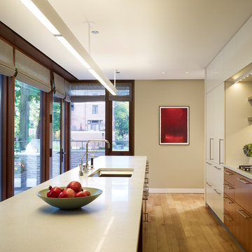 Lake Shore Single Family