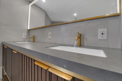 Powder room - modern powder room idea in Miami