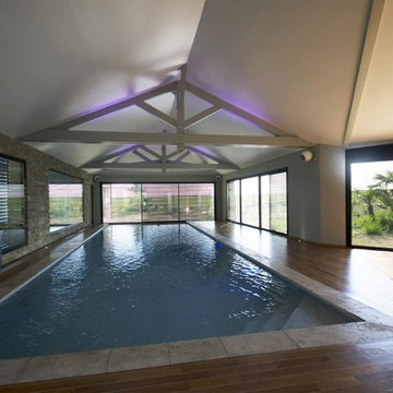 Maison avec piscine intérieure