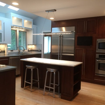 Contemporary Beachwood Kitchen