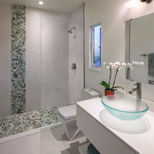 Calle Mayor Bathroom