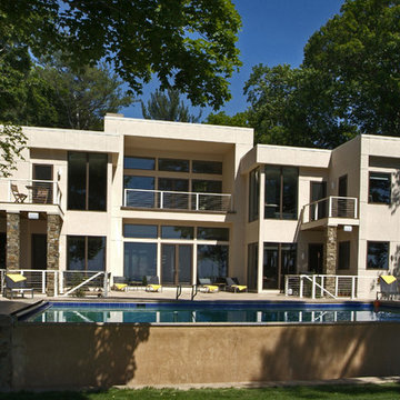 Sinclaire - Contemporary Lakefront Home